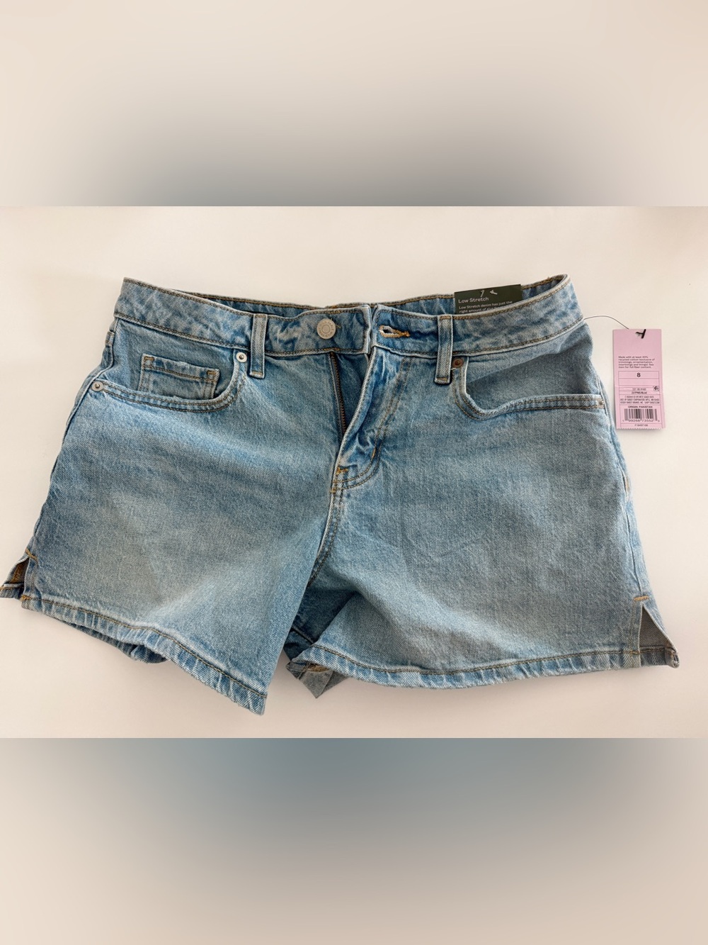 Wild Fable Mid-Rise Denim Shorts Medium Wash 8 NWT